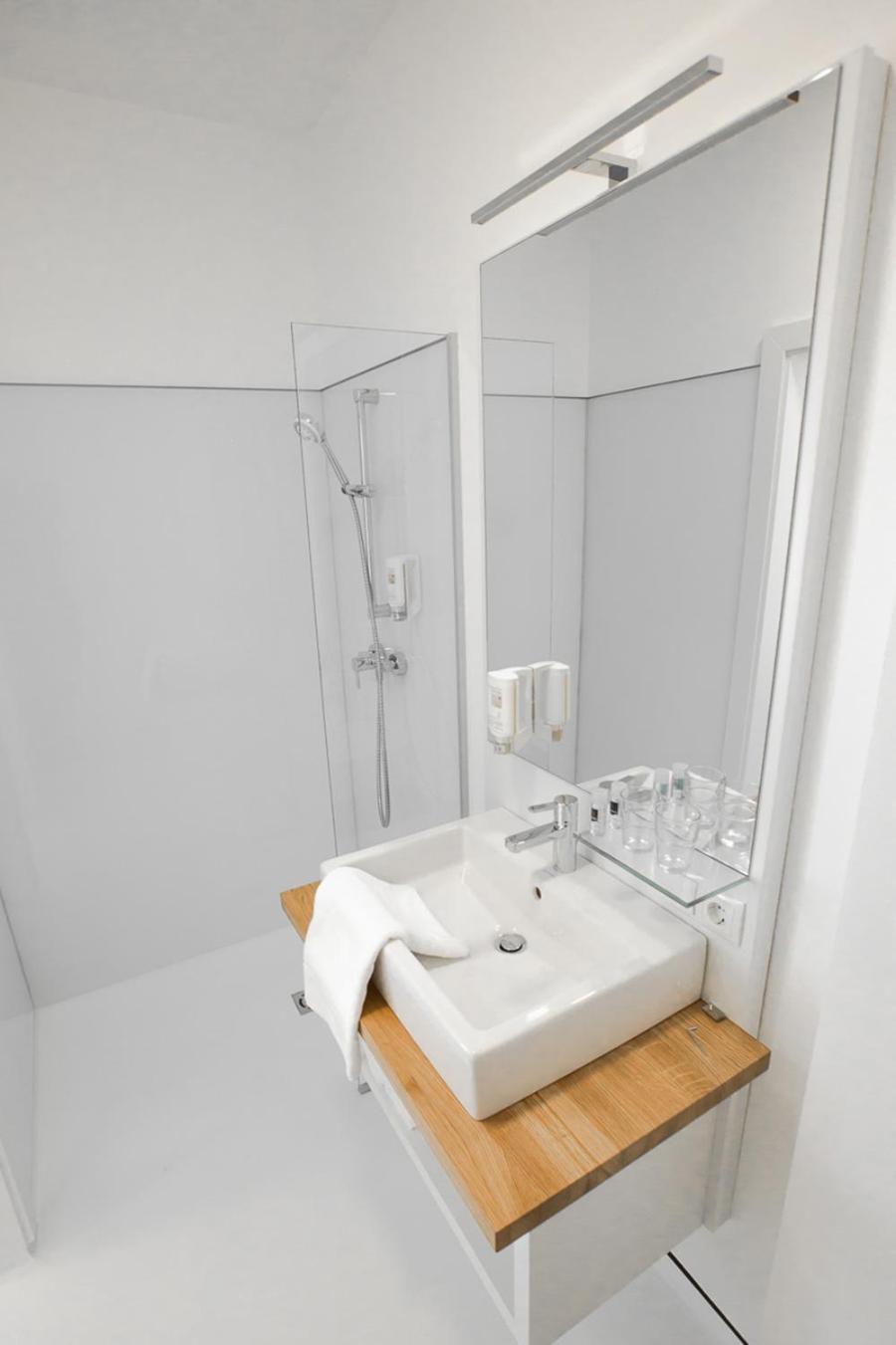 Shome Hotel Graz I Self Check-In I Free Parking Екстериор снимка
