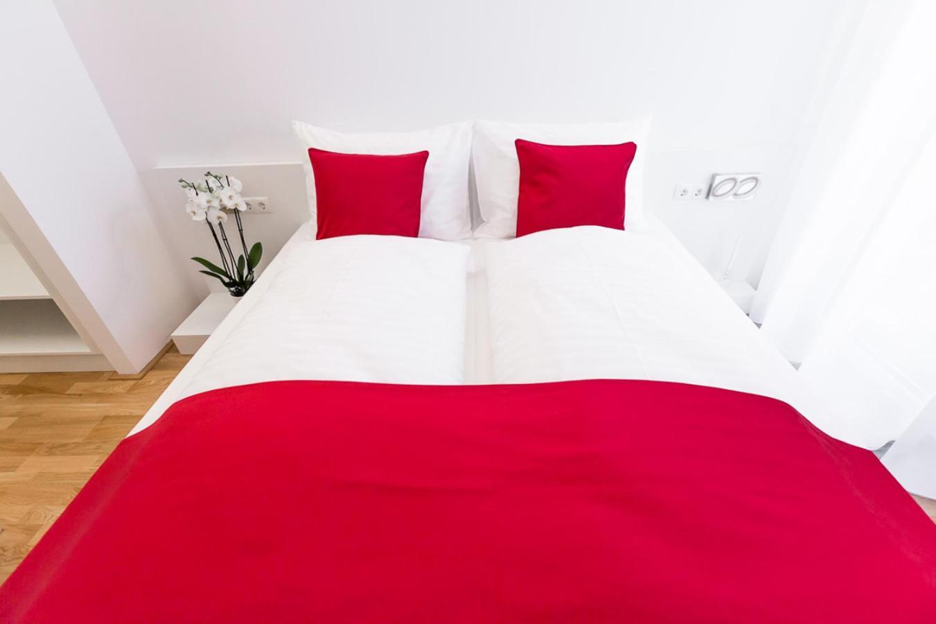 Shome Hotel Graz I Self Check-In I Free Parking Екстериор снимка